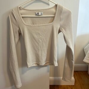 Cream colored square neck long sleeve Hollister top with ribbed detailing